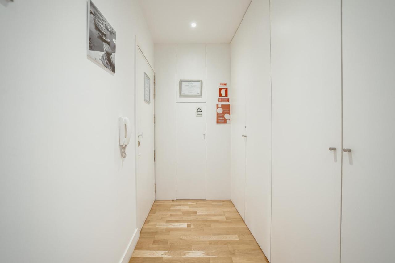 Downtown Stylish Apartment With Garage By Vacationy Porto Kültér fotó