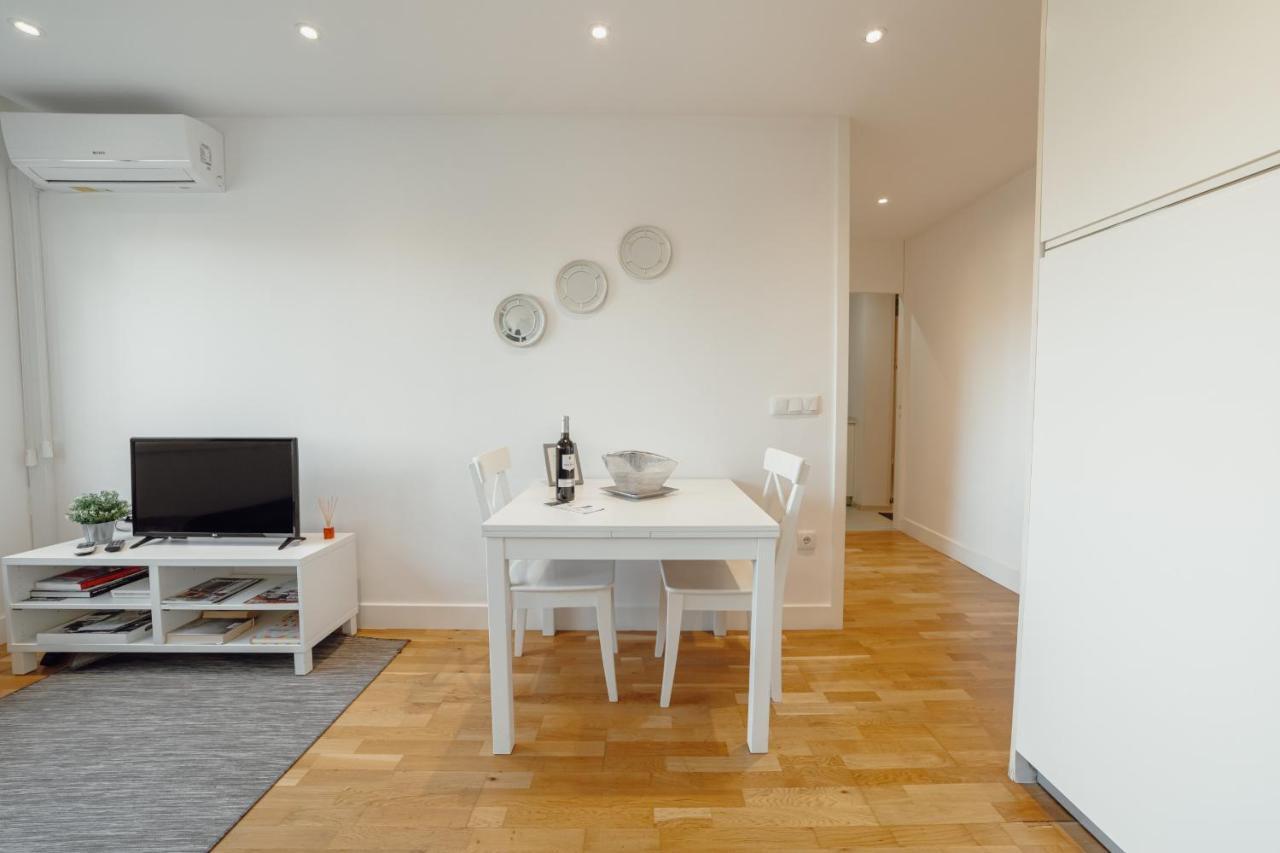 Downtown Stylish Apartment With Garage By Vacationy Porto Kültér fotó